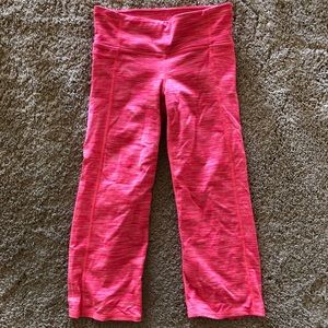 Athleta Split Cropped Leggings Small in Coral